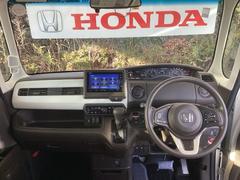 �ե���ȥ��饹���礭�����磻�ɤʻ볦�Ǳ�ž�⤷�䤹���ʤ�褦�����ꤵ��Ƥ��ޤ��� 2