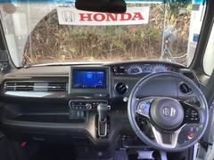 �ե���ȥ��饹���礭�����磻�ɤʻ볦�Ǳ�ž�⤷�䤹���ʤ�褦�ˡ��߷פ���Ƥ��ޤ��� 3