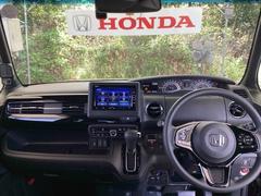 �ե���ȥ��饹���礭�����磻�ɤʻ볦�Ǳ�ž�⤷�䤹���ʤ�褦�ˡ��߷פ���Ƥ��ޤ��� 3