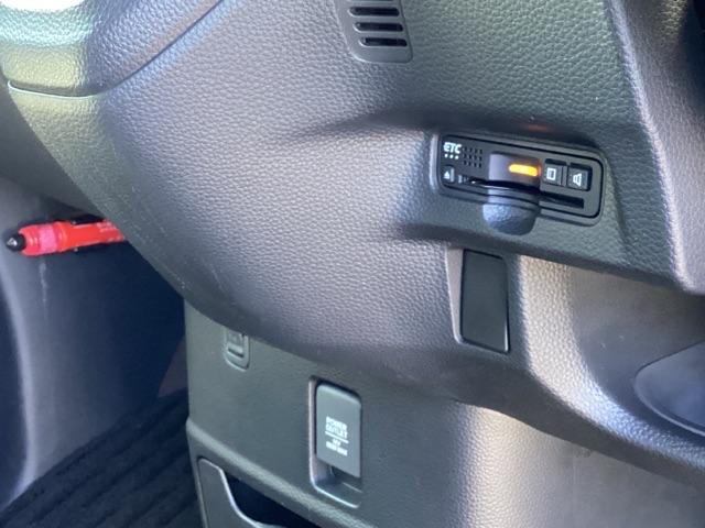 Ｎ－ＢＯＸカスタム Ｇ・Ｌターボホンダセンシング　メモリーナビ　ＥＴＣ　リアカメラ　フルセ　両側ＰＷスライドドア　Ｂモニタ　Ｉストップ　セキュリティー　点検記録簿　ＵＳＢ接続　クルーズコントロール　ナビＴＶ　キーレスエントリー　ＶＳＡ　ベンチＳ　ＰＷ（13枚目）