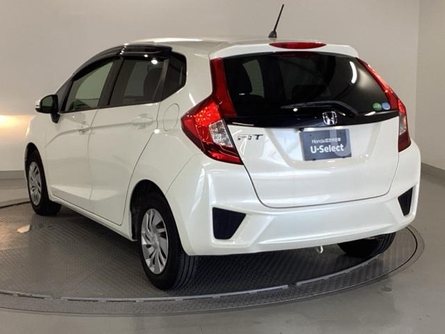 フィット 13G・Fパッケージ 純正ナビ ワンセグ リアカメラ イモビ DVD再生可能 スマ-トキ- VSA ETC付き 助手席エアバッグ Rカメラ オートエアコン エアバック PS キ-フリ- 1セグ PW ABS TVナビ(10枚目)