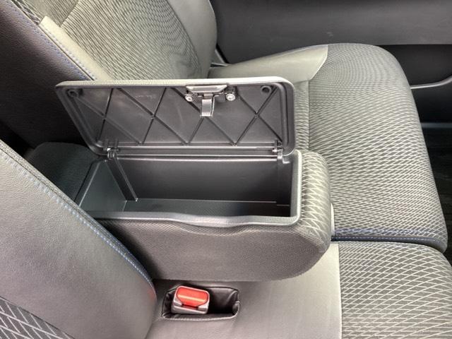 ムーヴ カスタムXハイパーSA メモリーナビ フルセグ ETC LEDヘッド 地デジ DVD再生 スマートキー キーレス ABS Wエアバック セキュリティー ナビ&TV 横滑防止装置 衝突軽減ブレーキシステム AUTOエアコン(32枚目)