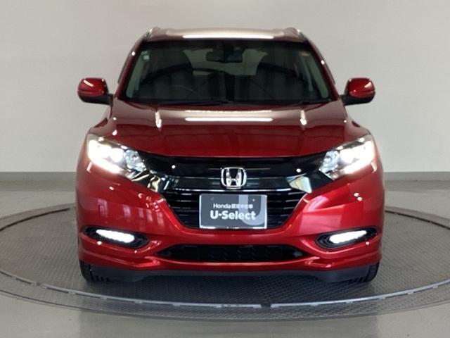 ヴェゼル ハイブリッドZ・ホンダセンシング 純正ナビ フルセグ リアカメラ レーダーサポート DVD再生機能 横滑り防止システム バックアイカメラ 盗難防止装置 シートヒーター付 スマ-トキ- ECOモード パワーウィンド サイドエアバッグ(6枚目)