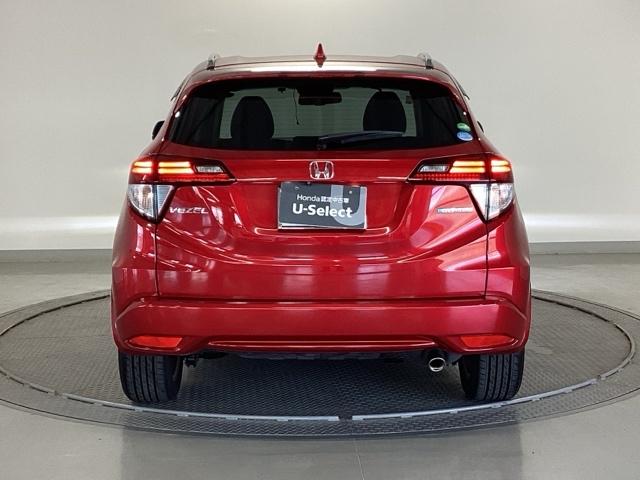 ヴェゼル ハイブリッドZ・ホンダセンシング 純正ナビ フルセグ リアカメラ レーダーサポート DVD再生機能 横滑り防止システム バックアイカメラ 盗難防止装置 シートヒーター付 スマ-トキ- ECOモード パワーウィンド サイドエアバッグ(9枚目)