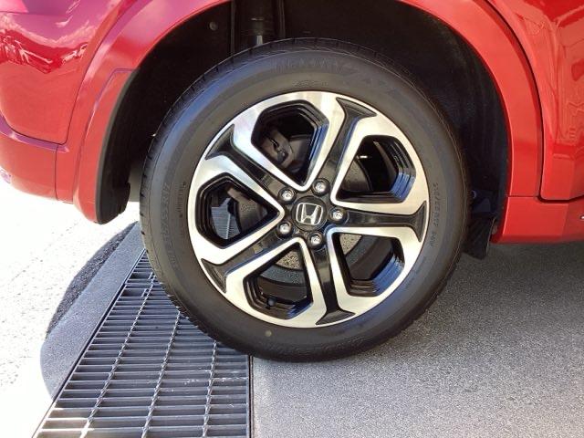 ヴェゼル ハイブリッドZ・ホンダセンシング 純正ナビ フルセグ リアカメラ レーダーサポート DVD再生機能 横滑り防止システム バックアイカメラ 盗難防止装置 シートヒーター付 スマ-トキ- ECOモード パワーウィンド サイドエアバッグ(25枚目)