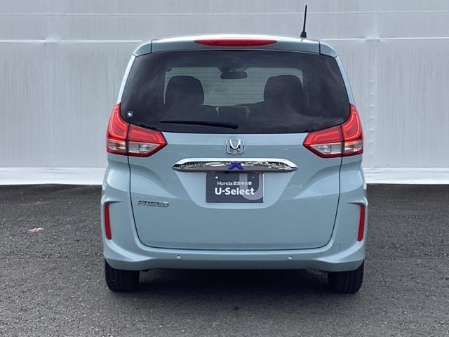 フリード G メモリーナビ ETC リアカメラ Aクルーズ 記録簿 3列シート LEDヘッドライト パワーウインドウ 地デジ Rカメラ イモビ VSA USB エアコン エアバッグ スマートキー ECONモード(10枚目)