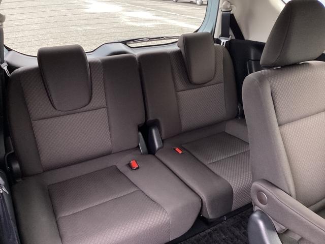 フリード G メモリーナビ ETC リアカメラ Aクルーズ 記録簿 3列シート LEDヘッドライト パワーウインドウ 地デジ Rカメラ イモビ VSA USB エアコン エアバッグ スマートキー ECONモード(22枚目)