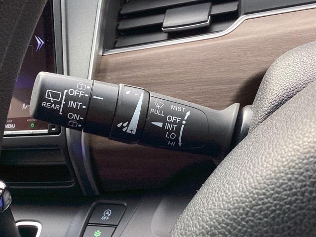 フリード G メモリーナビ ETC リアカメラ Aクルーズ 記録簿 3列シート LEDヘッドライト パワーウインドウ 地デジ Rカメラ イモビ VSA USB エアコン エアバッグ スマートキー ECONモード(36枚目)