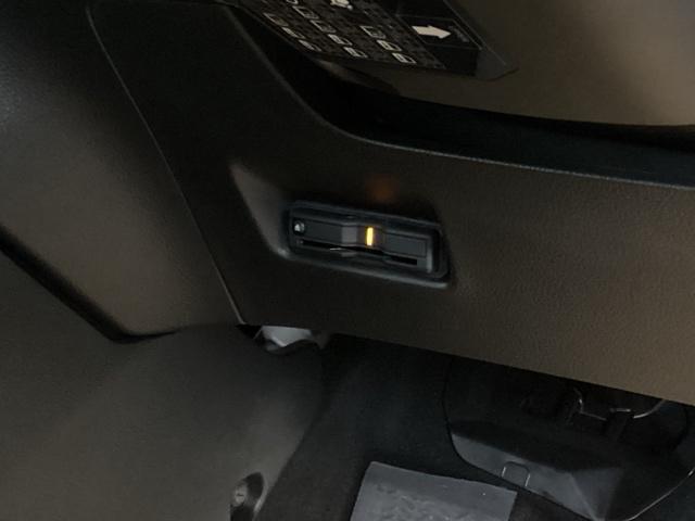 フィット e:HEVホーム 純正ナビ フルセグ リアカメラ 前後誤発進抑制機能 クリソナ 助手席エアバッグ 運転席エアバッグ アイドリングストップ LEDライト USB接続 バックカメラ ABS サイドエアバッグ スマートキー(16枚目)