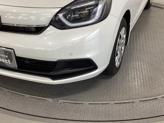 フィット e:HEVホーム 純正ナビ フルセグ リアカメラ 前後誤発進抑制機能 クリソナ 助手席エアバッグ 運転席エアバッグ アイドリングストップ LEDライト USB接続 バックカメラ ABS サイドエアバッグ スマートキー(30枚目)