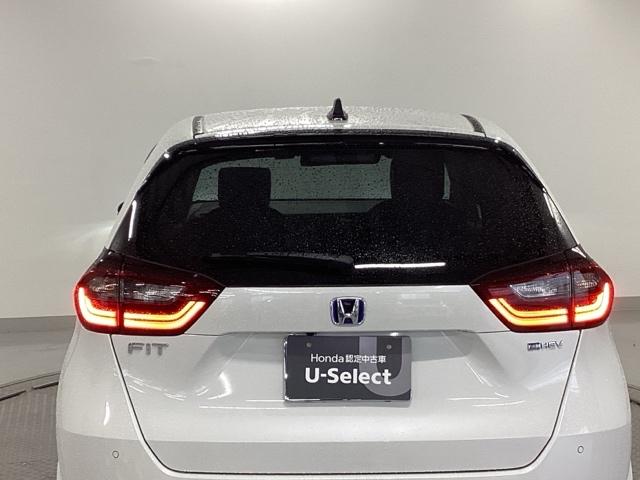 フィット e:HEVホーム 純正ナビ フルセグ リアカメラ 前後誤発進抑制機能 クリソナ 助手席エアバッグ 運転席エアバッグ アイドリングストップ LEDライト USB接続 バックカメラ ABS サイドエアバッグ スマートキー(33枚目)