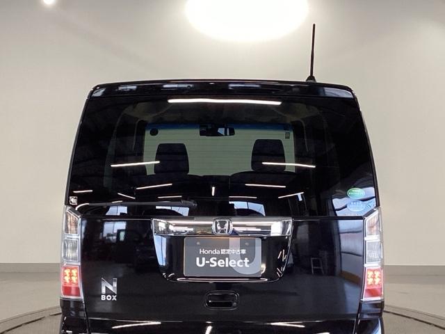 N-BOX GSSパッケージ 純正ナビ あんしんパッケージ リアカメラ W電動ドア ブレーキサポート ダブルエアバック TVナビ イモビ 1セグTV スマートキー&プッシュスタート DVD視聴可 ベンチシ-ト フルオートエアコン(30枚目)