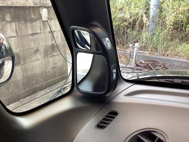 N-BOX GSSパッケージ 純正ナビ あんしんパッケージ リアカメラ W電動ドア ブレーキサポート ダブルエアバック TVナビ イモビ 1セグTV スマートキー&プッシュスタート DVD視聴可 ベンチシ-ト フルオートエアコン(40枚目)