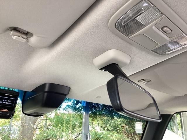 N-BOX GSSパッケージ 純正ナビ あんしんパッケージ リアカメラ W電動ドア ブレーキサポート ダブルエアバック TVナビ イモビ 1セグTV スマートキー&プッシュスタート DVD視聴可 ベンチシ-ト フルオートエアコン(43枚目)