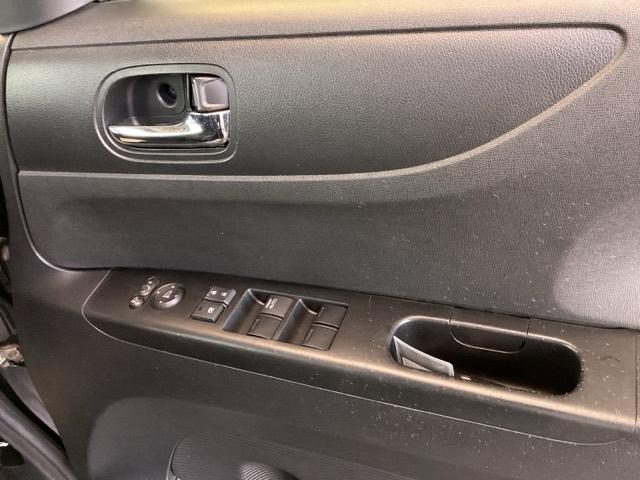 N-BOX GSSパッケージ 純正ナビ あんしんパッケージ リアカメラ W電動ドア ブレーキサポート ダブルエアバック TVナビ イモビ 1セグTV スマートキー&プッシュスタート DVD視聴可 ベンチシ-ト フルオートエアコン(49枚目)