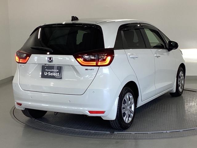 フィット e:HEVホーム 試乗車 メモリーナビ ドラレコ ETC 前後誤発進抑制機能 助手席エアバッグ 運転席エアバッグ アイドリングストップ 禁煙 LEDライト USB接続 バックカメラ ABS サイドエアバッグ DVD再生(9枚目)