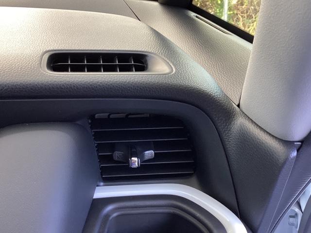 フィット e:HEVホーム 試乗車 メモリーナビ ドラレコ ETC 前後誤発進抑制機能 助手席エアバッグ 運転席エアバッグ アイドリングストップ 禁煙 LEDライト USB接続 バックカメラ ABS サイドエアバッグ DVD再生(30枚目)