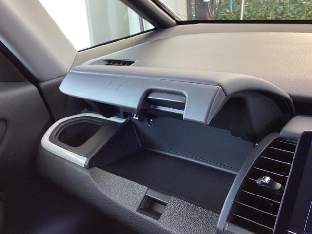 フィット e:HEVホーム 試乗車 メモリーナビ ドラレコ ETC 前後誤発進抑制機能 助手席エアバッグ 運転席エアバッグ アイドリングストップ 禁煙 LEDライト USB接続 バックカメラ ABS サイドエアバッグ DVD再生(32枚目)