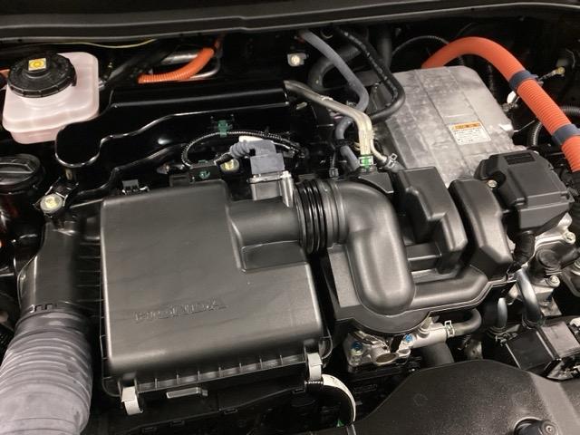 ヴェゼル e:HEVZ 純正ナビ フルセグ リアカメラ 衝突回避支援ブレーキ機能 スマキ Pトランク フルオートエアコン エアバッグ 両席エアバック Rカメ パワーウィンドウ LEDランプ ソナー クルーズC ナビ&TV(24枚目)