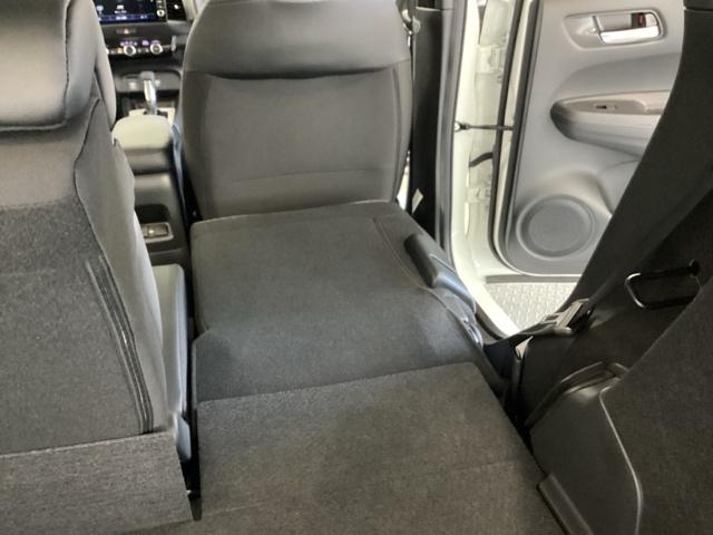 フィット e:HEVホーム 純正ナビ フルセグ リアカメラ 前後誤発進抑制機能 クリソナ 助手席エアバッグ 運転席エアバッグ アイドリングストップ 禁煙 LEDライト USB接続 バックカメラ ABS サイドエアバッグ キーレス(22枚目)