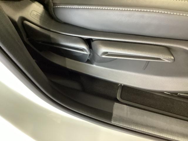 フィット e:HEVホーム 純正ナビ フルセグ リアカメラ 前後誤発進抑制機能 クリソナ 助手席エアバッグ 運転席エアバッグ アイドリングストップ 禁煙 LEDライト USB接続 バックカメラ ABS サイドエアバッグ キーレス(50枚目)