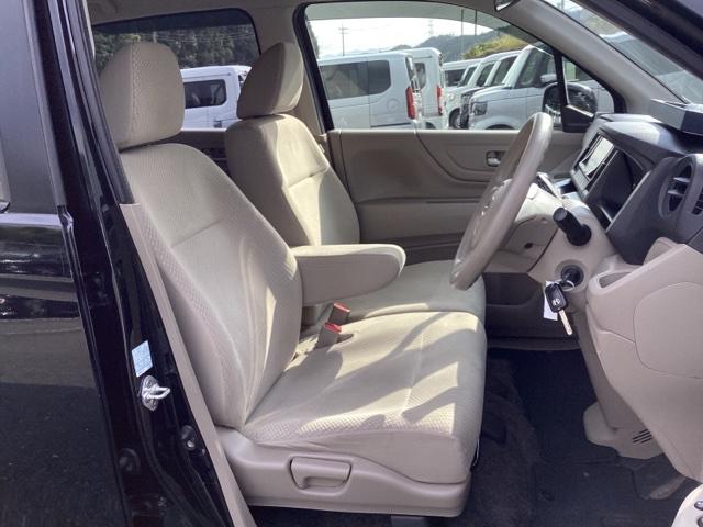 N-WGN C メモリーナビ DVD CD ナビTV ワンセグ 助手席エアバッグ ECON エアバッグ 横滑り防止 パワーウインドウ フルオートエアコン パワーステアリング スマートキー キーレス付き(17枚目)