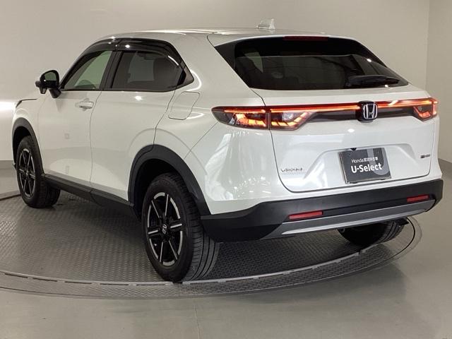 ヴェゼル ｅ：ＨＥＶＸ　純正ナビ　フルセグ　リアカメラ　前後障害物センサー　ＡＡＣ　イモビライザー　スマ－トキ－　誤発進抑制　ＰＷ　クルコン　ＥＳＣ　ＥＴＣ装備　キーフリー　ＬＥＤヘッドランプ　ナビＴＶ　ＤＶＤ再生可　ＡＢＳ（10枚目）