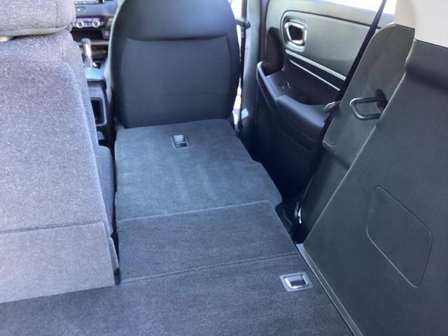 ヴェゼル ｅ：ＨＥＶＸ　純正ナビ　フルセグ　リアカメラ　前後障害物センサー　ＡＡＣ　イモビライザー　スマ－トキ－　誤発進抑制　ＰＷ　クルコン　ＥＳＣ　ＥＴＣ装備　キーフリー　ＬＥＤヘッドランプ　ナビＴＶ　ＤＶＤ再生可　ＡＢＳ（22枚目）