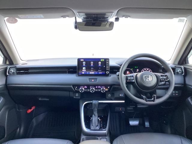 ヴェゼル e:HEVZ メモリーナビ ドラレコ ETC リアカメラ 衝突回避支援ブレーキ機能 スマキ Pトランク フルオートエアコン Dレコ エアバッグ 両席エアバック Rカメ 記録簿付 パワーウィンドウ LEDランプ(2枚目)