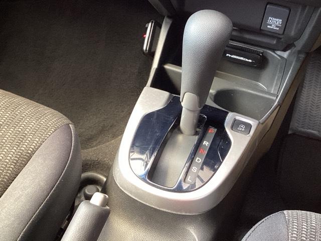 �V���v���łƂĂ��g���₷���t���A�V�t�g�ɁA�p�[�L���O�u���[�L�̓n���h�^�C�v�̃T�C�h�u���[�L�ł��B