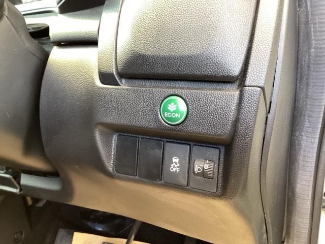 �d�b�n�m�X�C�b�`����ŃG���W����~�b�V�����A�G�A�R���Ȃǂ𑍍��I�ɐ���A�R����悭����悤�N���}���撣��܂��B