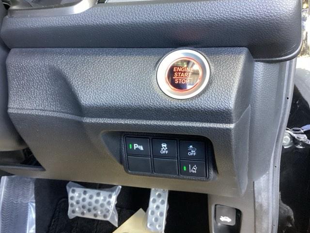 �X�}�[�g�L�[�V�X�e�����ڂł��̂ŁA�n���h�����̃X�C�b�`�������΁A�G���W���X�^�[�g�I