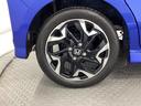 純正アルミホイールです。足元が引き立つので、車全体のイメージがアップしますよ!
