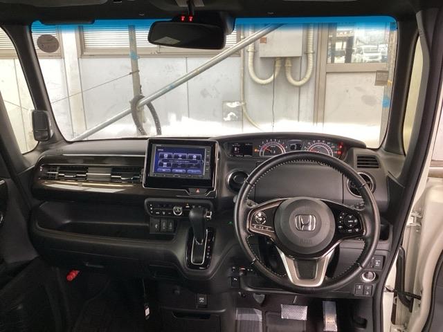Ｎ－ＢＯＸカスタム Ｇ・Ｌターボホンダセンシング　純正メモリーナビ　両側電動スライドドア　Ｗ電動ドア　スマートキー・プッシュスタート　ブレーキサポート　助手席エアバック　サイドカーテンエアバック　アクティブクルーズコントロール　バックアイカメラ　ＰＷ（2枚目）