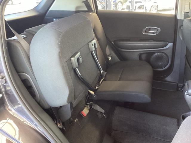 ヴェゼル Ｘ・ホンダセンシング　純正メモリーナビ　バックカメラ　Ｒカメラ　Ｗエアバッグ　盗難防止　アクティブクルーズコントロール　オートエアコン　ＬＥＤランプ　衝突軽減ブレ－キ　パワステ　整備記録簿　カーテンエアバック　ＵＳＢポート（20枚目）