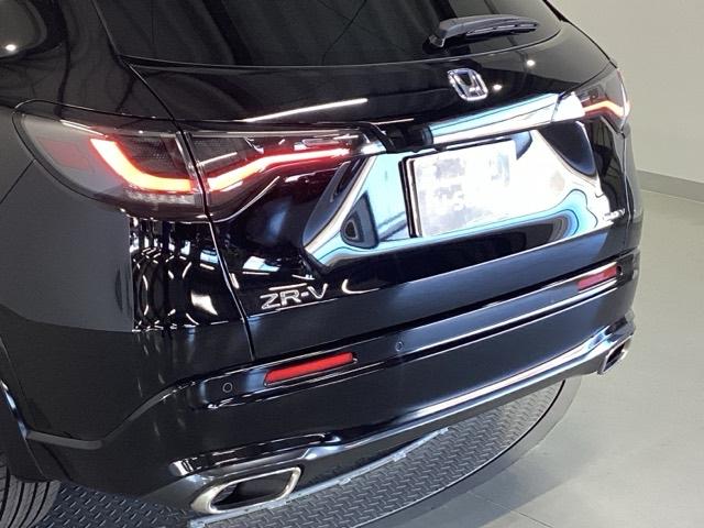 ZR-V e:HEVZ特別仕様車ブラックスタイル 純正メモリナビ 本革パワーシート ETC アラウンドビューモニター LEDヘッドランプ スマ-トキ- クルコン 電動シート オートライト ドライブレコーダー 記録簿 シートヒーター 本革シート ESC(29枚目)