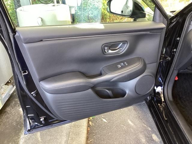 ZR-V e:HEVZ特別仕様車ブラックスタイル 純正メモリナビ 本革パワーシート ETC アラウンドビューモニター LEDヘッドランプ スマ-トキ- クルコン 電動シート オートライト ドライブレコーダー 記録簿 シートヒーター 本革シート ESC(32枚目)