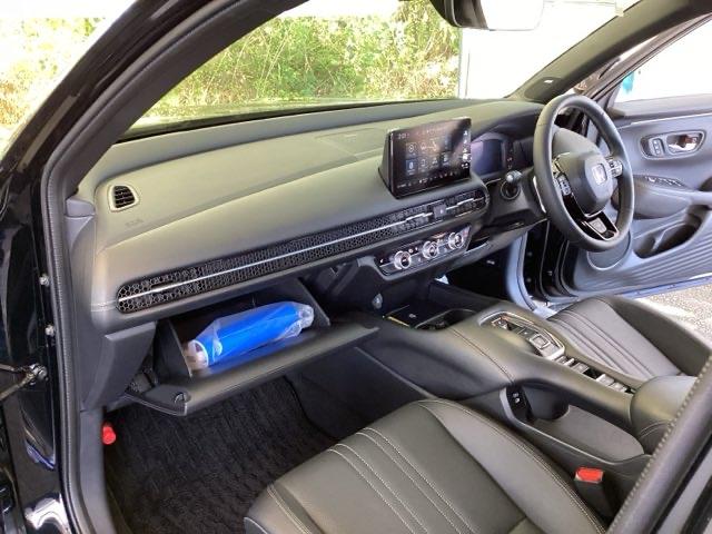 ZR-V e:HEVZ特別仕様車ブラックスタイル 純正メモリナビ 本革パワーシート ETC アラウンドビューモニター LEDヘッドランプ スマ-トキ- クルコン 電動シート オートライト ドライブレコーダー 記録簿 シートヒーター 本革シート ESC(33枚目)