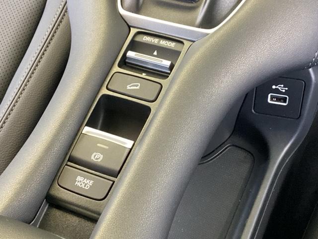 ZR-V e:HEVZ特別仕様車ブラックスタイル 純正メモリナビ 本革パワーシート ETC アラウンドビューモニター LEDヘッドランプ スマ-トキ- クルコン 電動シート オートライト ドライブレコーダー 記録簿 シートヒーター 本革シート ESC(38枚目)