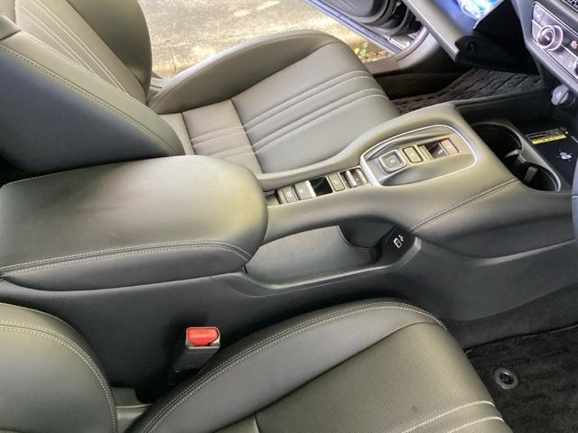 ZR-V e:HEVZ特別仕様車ブラックスタイル 純正メモリナビ 本革パワーシート ETC アラウンドビューモニター LEDヘッドランプ スマ-トキ- クルコン 電動シート オートライト ドライブレコーダー 記録簿 シートヒーター 本革シート ESC(39枚目)