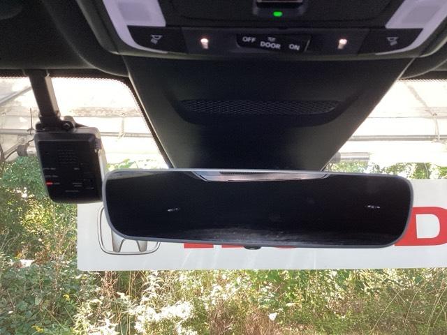 ZR-V e:HEVZ特別仕様車ブラックスタイル 純正メモリナビ 本革パワーシート ETC アラウンドビューモニター LEDヘッドランプ スマ-トキ- クルコン 電動シート オートライト ドライブレコーダー 記録簿 シートヒーター 本革シート ESC(47枚目)