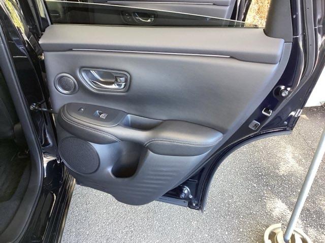 ZR-V e:HEVZ特別仕様車ブラックスタイル 純正メモリナビ 本革パワーシート ETC アラウンドビューモニター LEDヘッドランプ スマ-トキ- クルコン 電動シート オートライト ドライブレコーダー 記録簿 シートヒーター 本革シート ESC(60枚目)