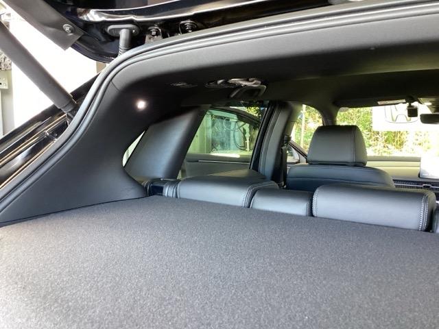 ZR-V e:HEVZ特別仕様車ブラックスタイル 純正メモリナビ 本革パワーシート ETC アラウンドビューモニター LEDヘッドランプ スマ-トキ- クルコン 電動シート オートライト ドライブレコーダー 記録簿 シートヒーター 本革シート ESC(65枚目)