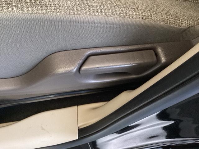 N-BOX Gホンダセンシング 純正ナビ スライドドア ETC 盗難防止システム ナビTV スマキー LED 横滑り防止 パワーウィンドウ AAC ベンチシート ワンセグ クルコン 両スラ 両席エアバック ABS エアバック PS(39枚目)