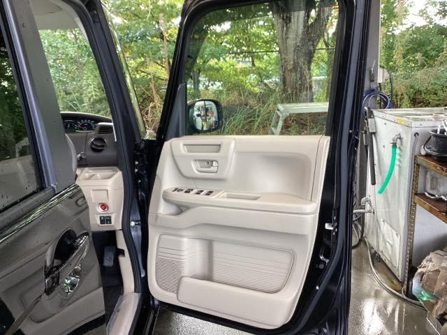 N-BOX Gホンダセンシング 純正ナビ スライドドア ETC 盗難防止システム ナビTV スマキー LED 横滑り防止 パワーウィンドウ AAC ベンチシート ワンセグ クルコン 両スラ 両席エアバック ABS エアバック PS(50枚目)