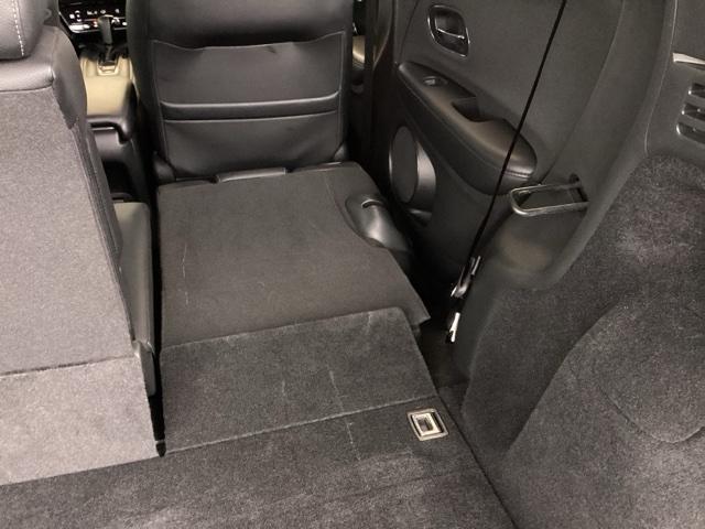 ヴェゼル S 純正ナビ あんしんパッケージ リアカメラ オートエアコン 衝突被害軽減ブレーキ USB サイドエアバック リヤカメラ LEDヘッドランプ クルーズコントロール 盗難防止システム 横滑り防止 ECON(22枚目)