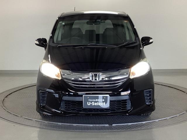 フリード Gプレミアムエディション 純正ナビ フルセグ リアカメラ 地デジTV 盗難防止 VSA Bカメラ オートクルーズ キーレスキー パワステ AAC ETC車載器 3列シート パワーウィンド ABS Wエアバック エアバッグ(6枚目)