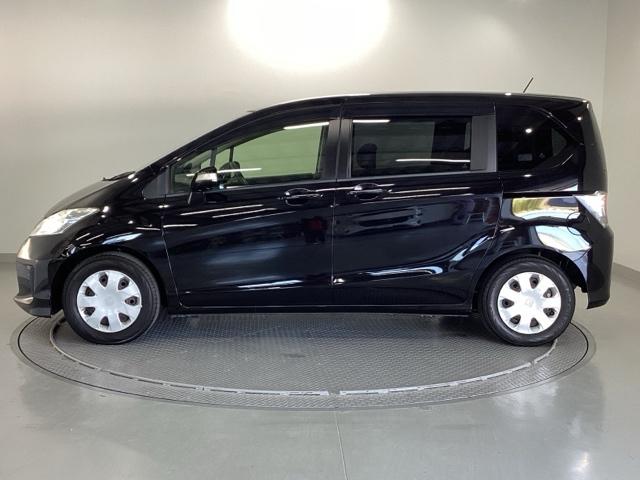 フリード Gプレミアムエディション 純正ナビ フルセグ リアカメラ 地デジTV 盗難防止 VSA Bカメラ オートクルーズ キーレスキー パワステ AAC ETC車載器 3列シート パワーウィンド ABS Wエアバック エアバッグ(35枚目)