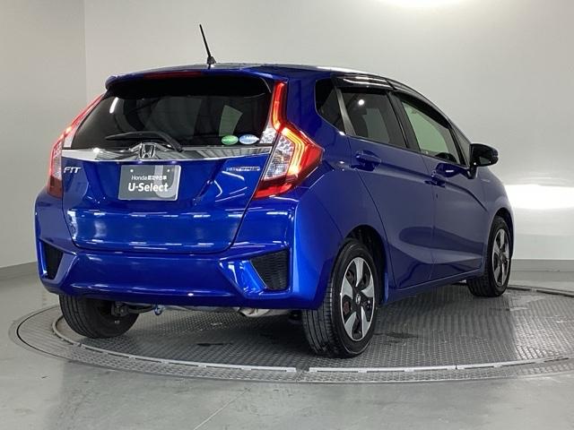 フィットハイブリッド Fパッケージ 純正メモリーナビ ドラレコ リアカメラ 地デジTV 盗難警報装置 記録簿有り AUTOエアコン Dレコ 助手席エアバック ECON ETC付き リヤカメラ ABS付 DVD視聴 横滑り防止システム(30枚目)