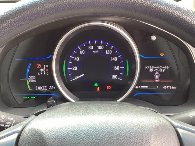 フィットハイブリッド Fパッケージ 純正メモリーナビ ドラレコ リアカメラ 地デジTV 盗難警報装置 記録簿有り AUTOエアコン Dレコ 助手席エアバック ECON ETC付き リヤカメラ ABS付 DVD視聴 横滑り防止システム(41枚目)